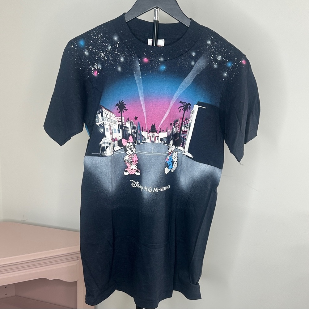 Disney MGM Studios Black Cotton Graphic Tee  Pink & Blue Airbrush Artwork MEDIUM